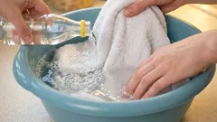 Näin saat keittiöpyyhkeet raikkaiksi: sooda ja etikka -liotus käytännössä