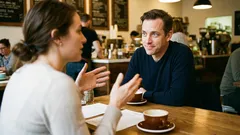 Miehen kehonkieli: 10 merkkiä siitä, että hän haluaa enemmän, mutta ei uskalla sanoa sitä ääneen