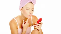 10 nopeaa tyylivinkkiä, joilla kasvoistasi tulee heti kevyemmät